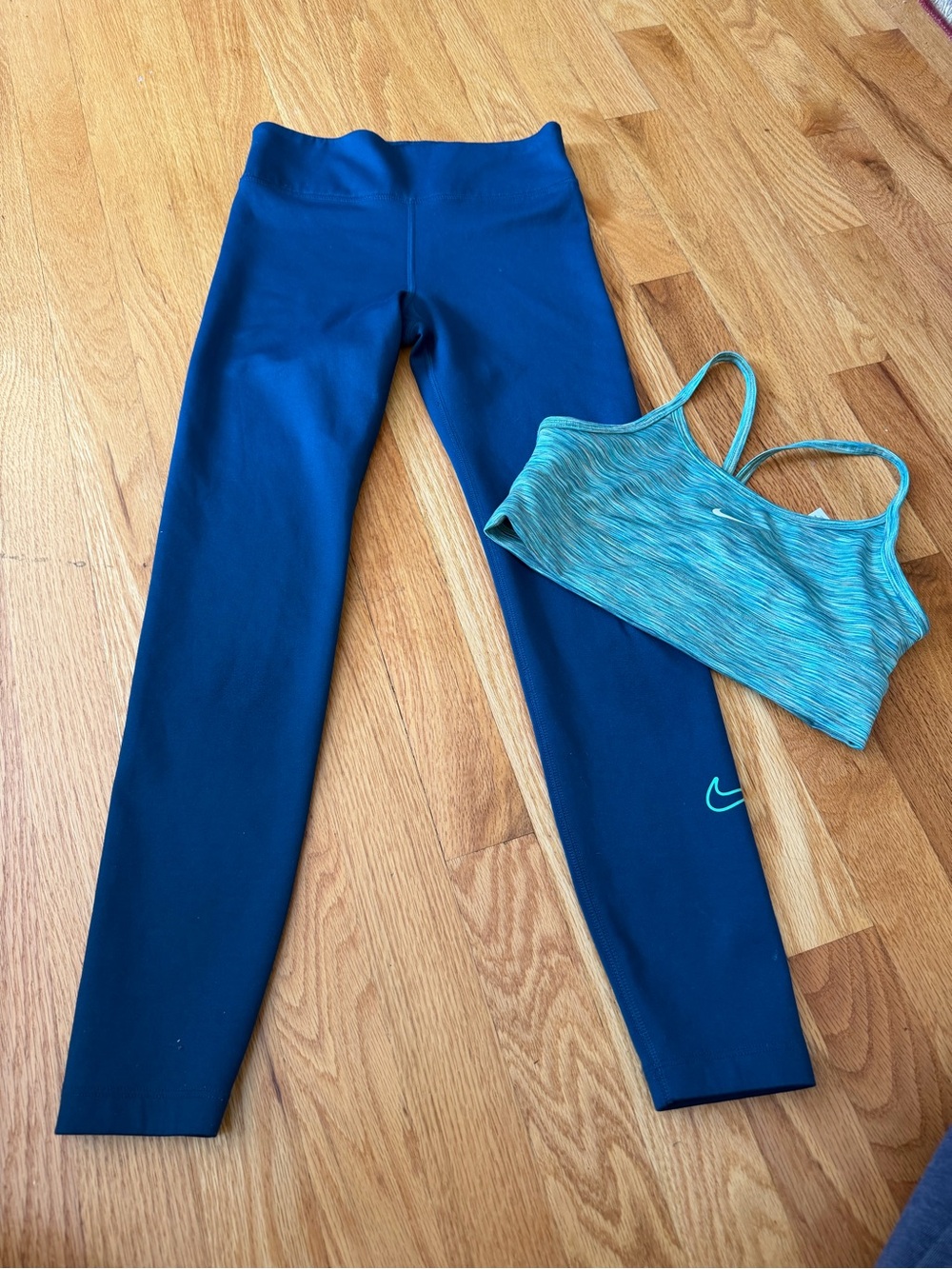 Girls size medium Nike Blue Leggings with Teal Sports Bra Set